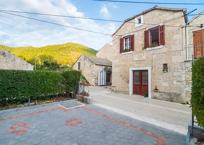 Nives Villa Žuljana